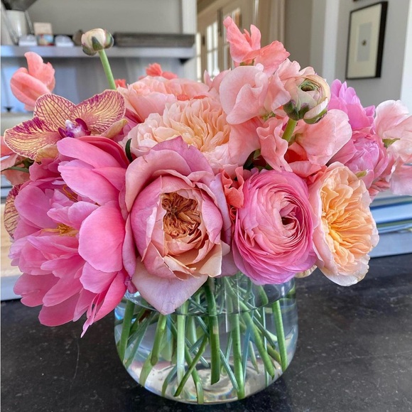 STYLE ME - JADAโ S CLOSET - Picture 16 of 16